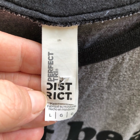 **SOLD**Women’s Half sleeve shirt - Picture 5 of 5